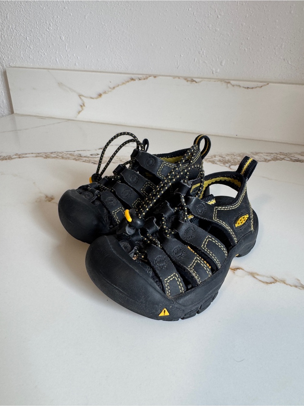 Keen Kids Black and Yellow Protective Closed-Toe Sandals